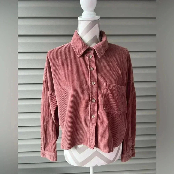 American Eagle Outfitters Tops - American Eagle Womens Cropped Corduroy Mauve Colored Button Down Jacket Sz S